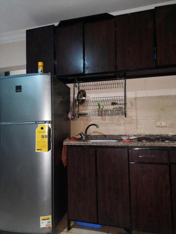Dapur atau dapur kecil di قريه ماليبو الزعفرانه