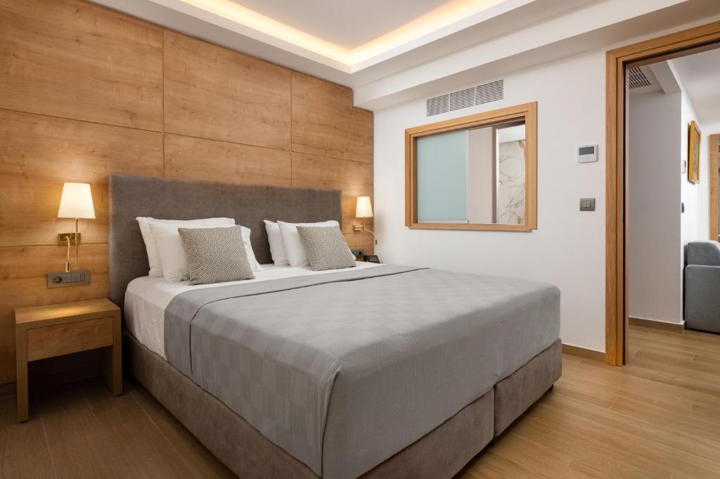 
Junior Suite with Balcony
