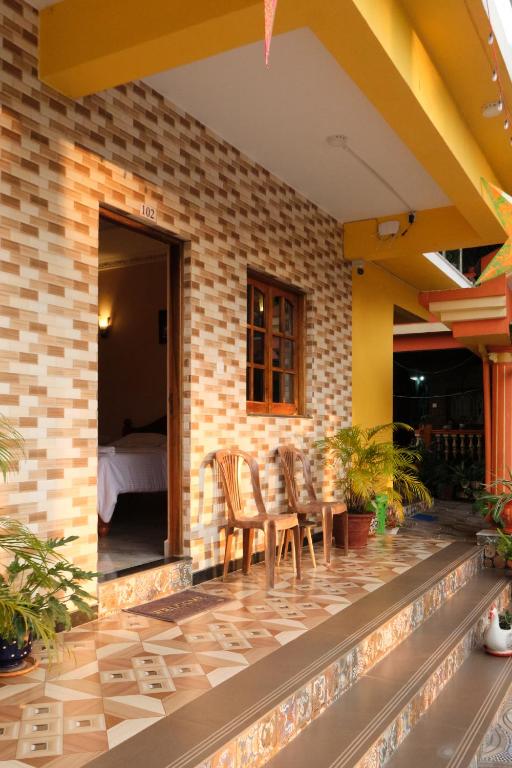 Balkón nebo terasa v ubytování Rodrigues Residency Goa