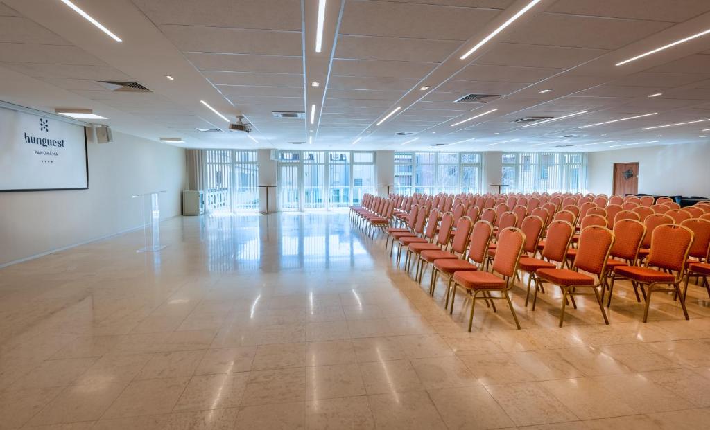 Hunguest Hotel Panoráma - Resim 7