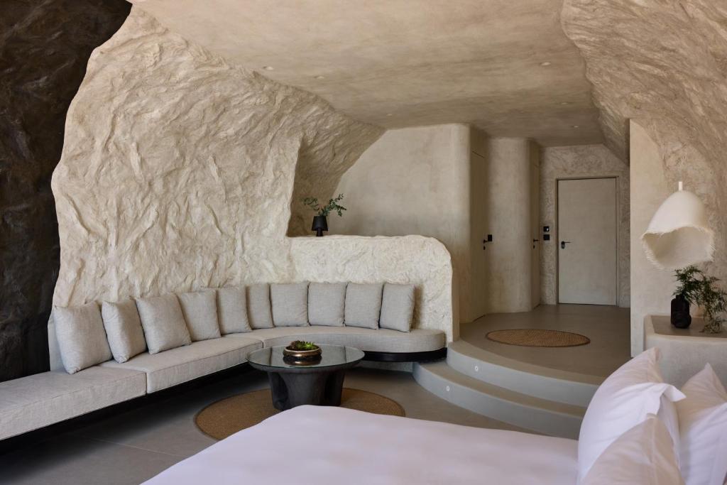 Letto o letti in una camera di One of One Hotel