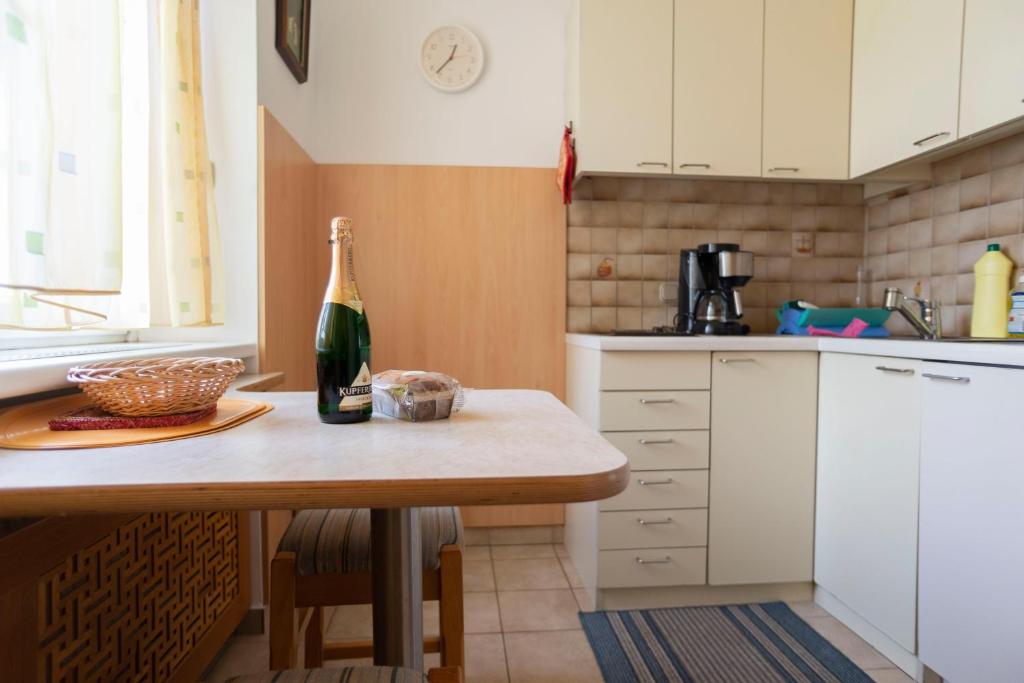 Kuchyňa alebo kuchynka v ubytovaní Fleger Appartements