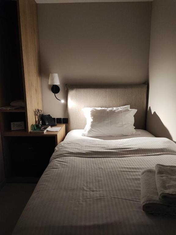 Regal Hotel Mitropoleos - Resim 41