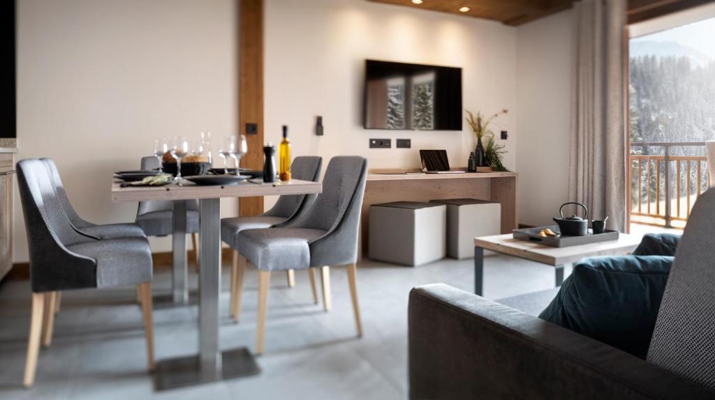 Posezení v ubytování MGM Hôtels & Résidences - Hôtel Laska