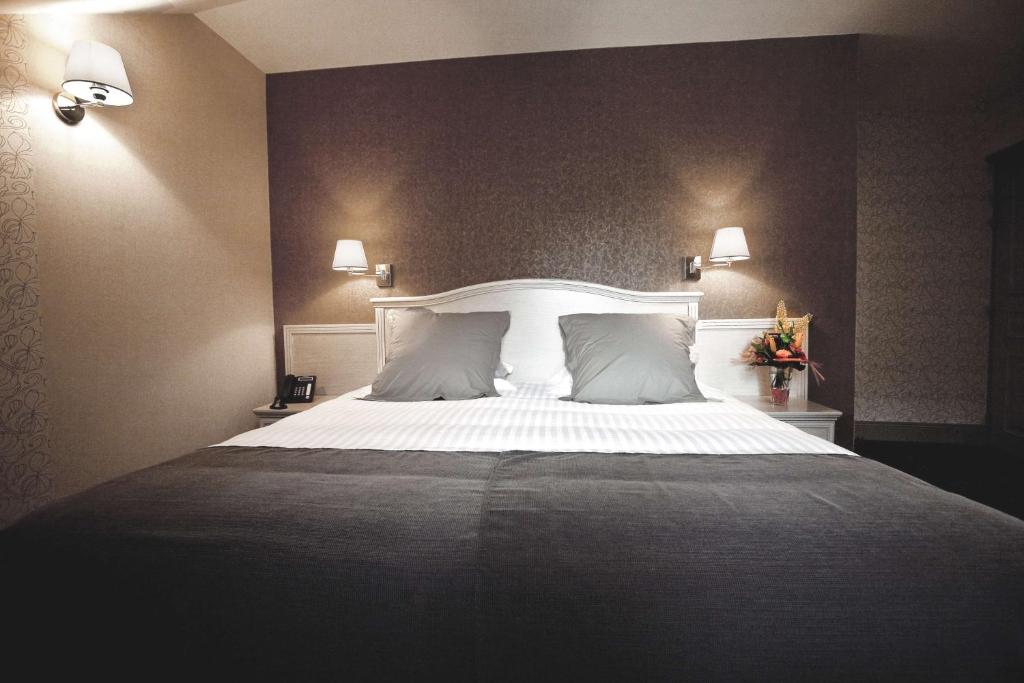 Best Western Le Duguesclin Hôtel-Restaurant - 高级双人间