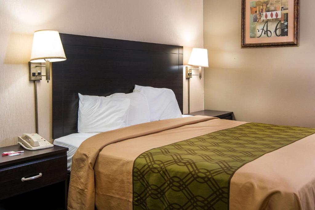 Econo Lodge - 王室 - 吸烟