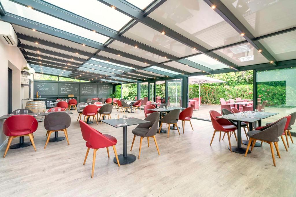 Restaurace v ubytování Best Western Terre de Provence