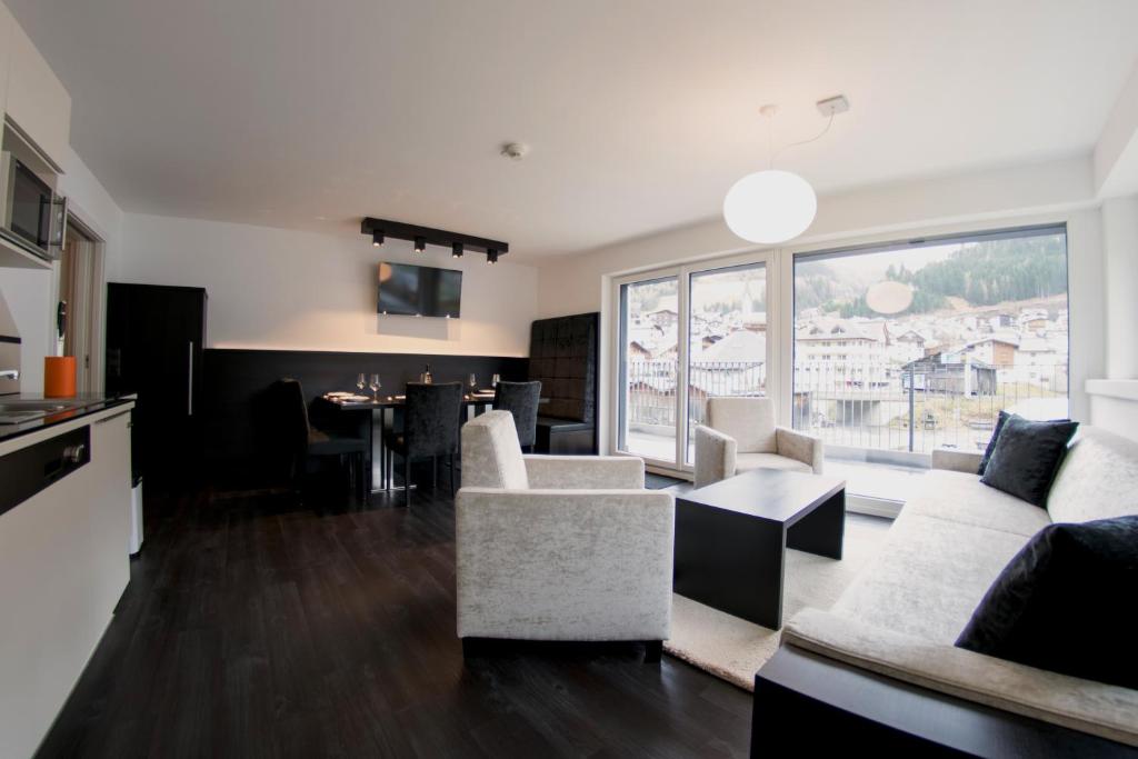 Kuchyň nebo kuchyňský kout v ubytování Ischglliving Family Appartements