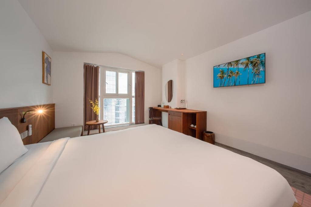 Rustic City View Double Room