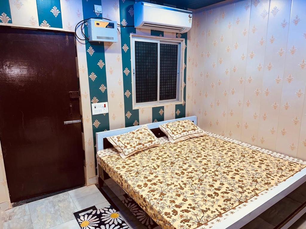 Gallery image of Raju Palace in Ayodhya
