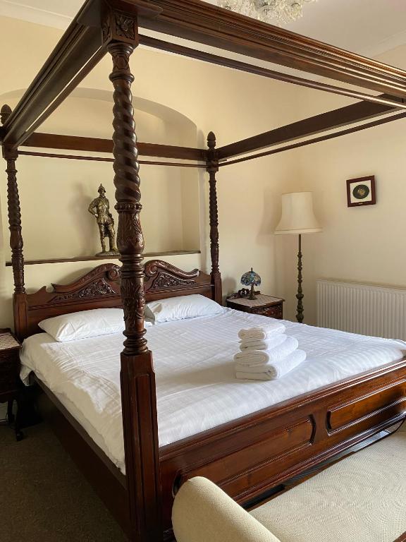 Royal Britannia Hotel - 