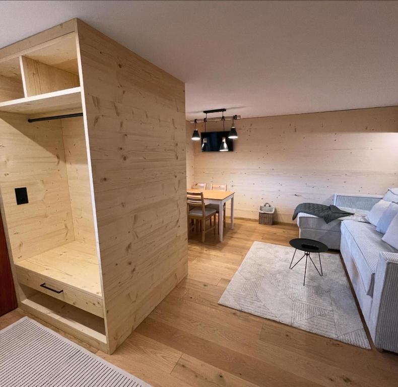 Un lugar para sentarse en Chalet La Montanara