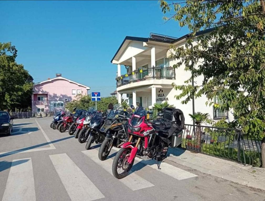 Villa Bratislava - Housity