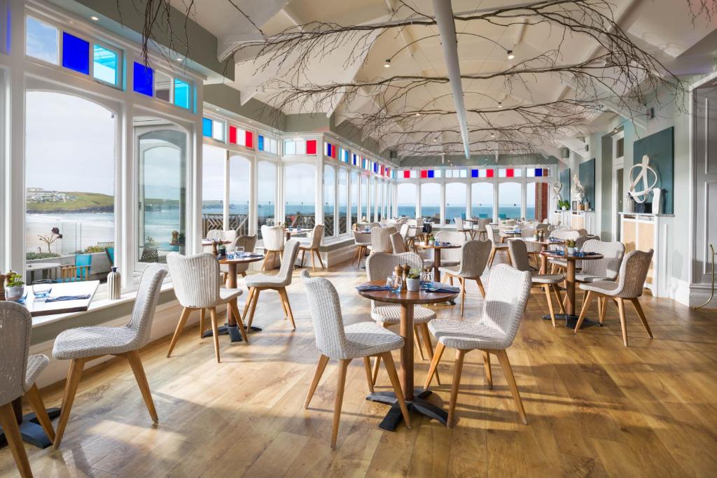 Ресторан / где поесть в The Headland Hotel and Spa