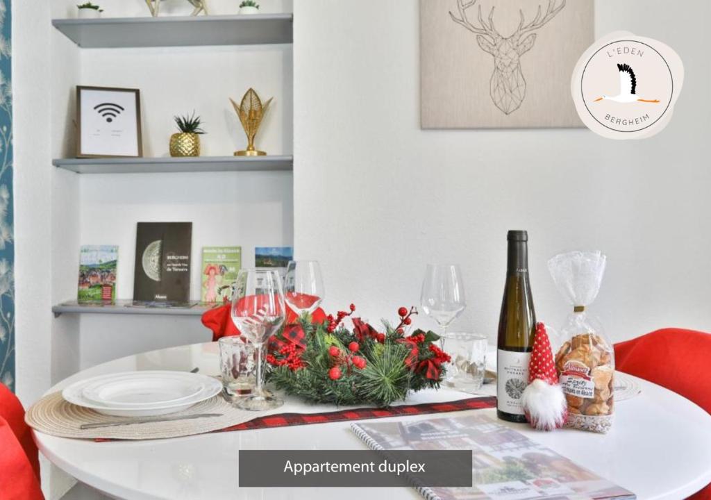 Nápoje v ubytování Appartements duplex 3 et 4 personnes - Climatisation - Village élu parmi les "Plus Beaux Villages de France" - Route des Vins - Centre Alsace