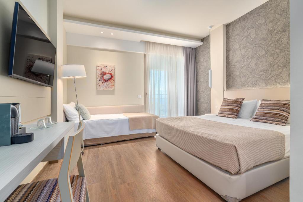 Ammon Zeus Luxury Beach Hotel - Deluxe Double Room Sea Front
