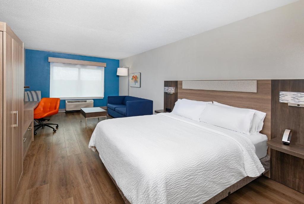 Holiday Inn Express Hotel & Suites Ooltewah Springs - Chattanooga by IHG - Suite King