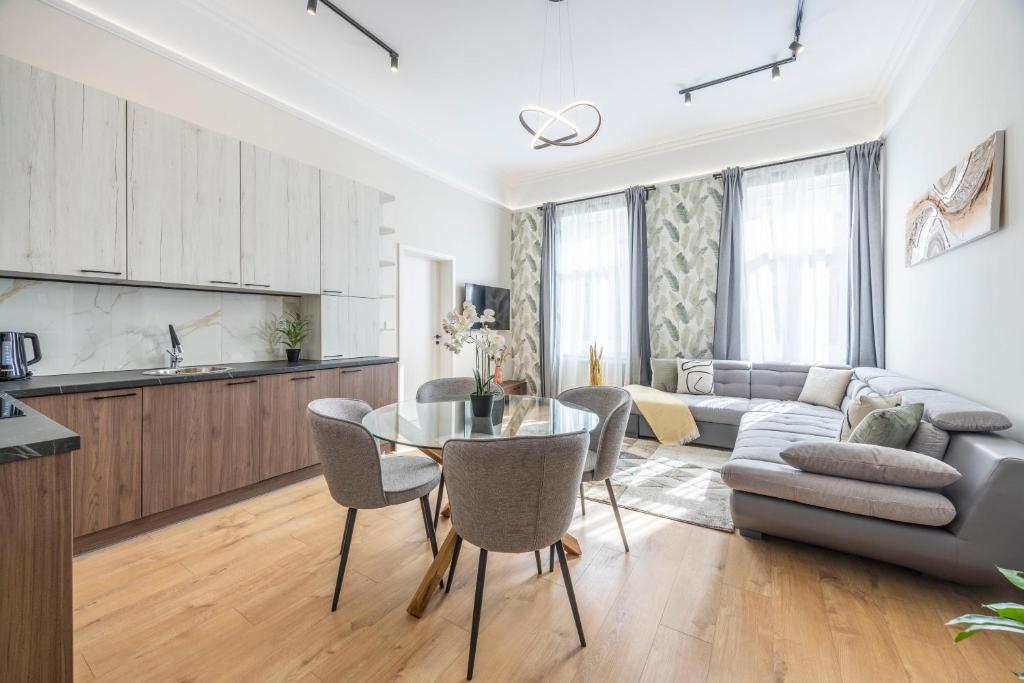 DeLuxe Izabella City Center Residence with 4BEDRM, 3BATHRM 1064 Budapest, Izabella utca 77 kép - 1