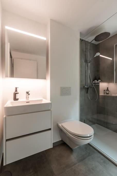 Newly renovated 2 room Apartment - Resim 2