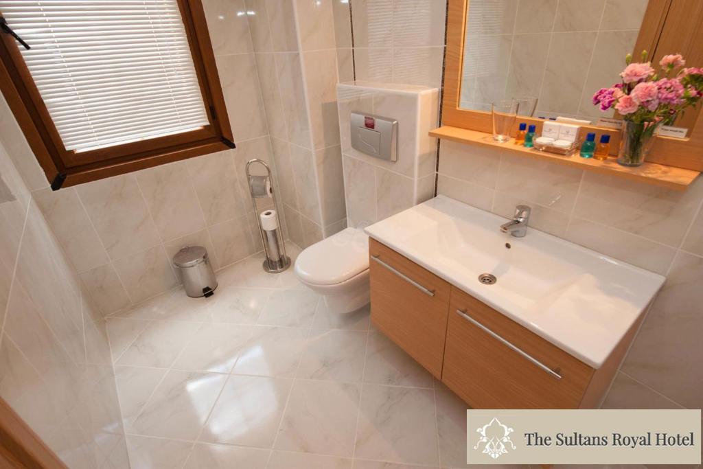 Sultans Royal Hotel - 8