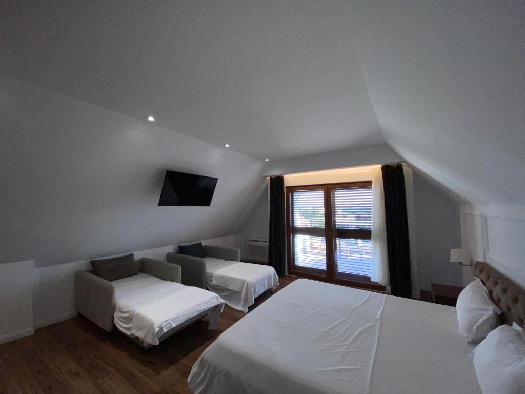 Hotel Vila Zeus - Double Room With Extra Bed