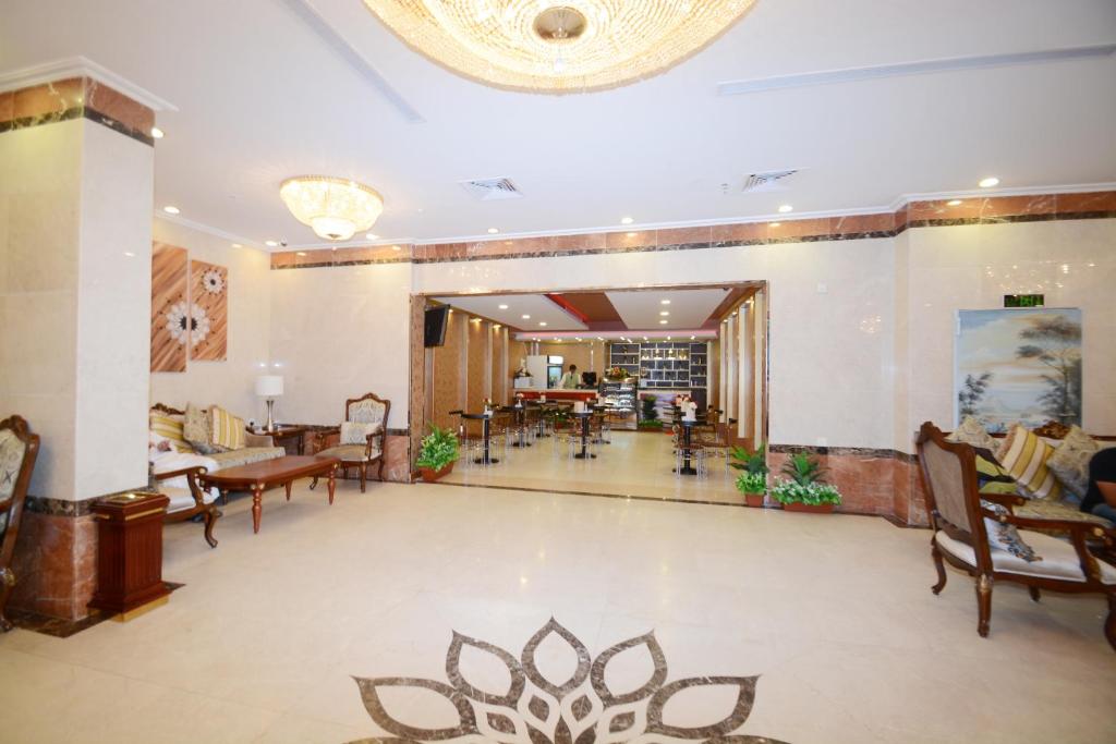 Posezení v ubytování Amjad Al Deafah Hotel