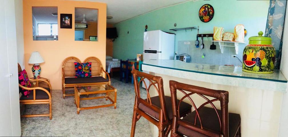 Kuchyň nebo kuchyňský kout v ubytování Hotel Maria's Nicte Ha