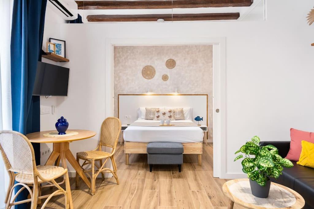 Lodging Apartments Almirall Beach 32