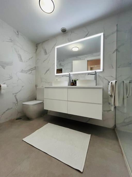 Fotografia z galérie ubytovania Almerimar Porto Fino - Appartement de luxe, vue mer v destinácii Almerimar