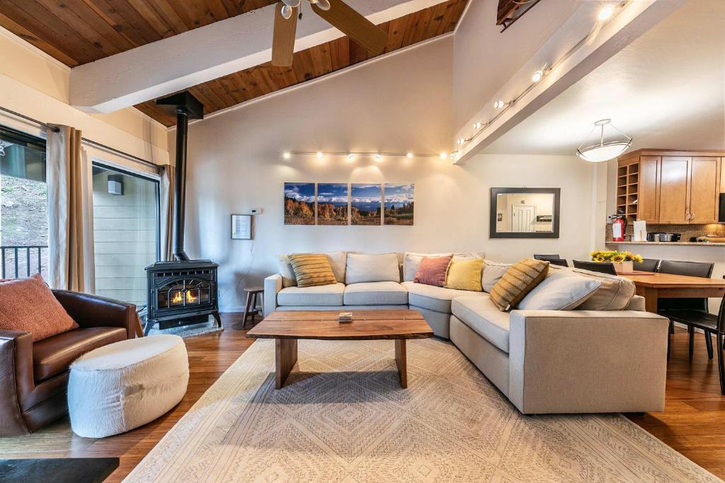 Gallery image of 2BR Mins to Alpine Base Area at Palisades in Alpine Meadows