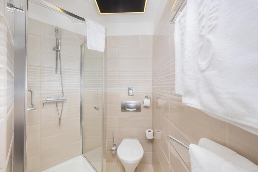 Carlton Hotel Buda Castle