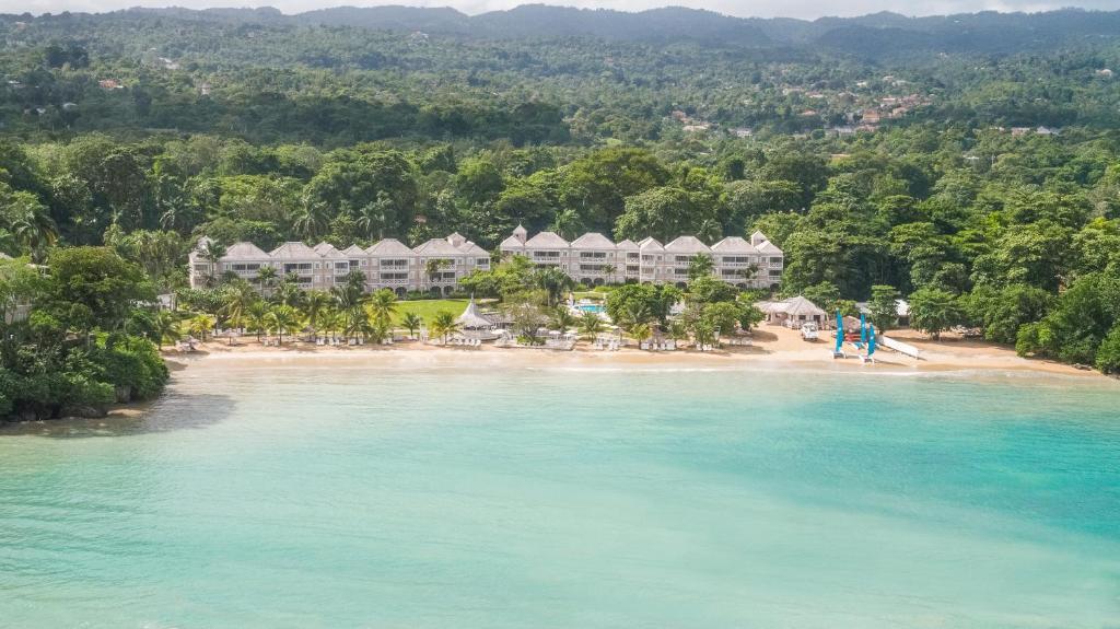 Gallery image of this property