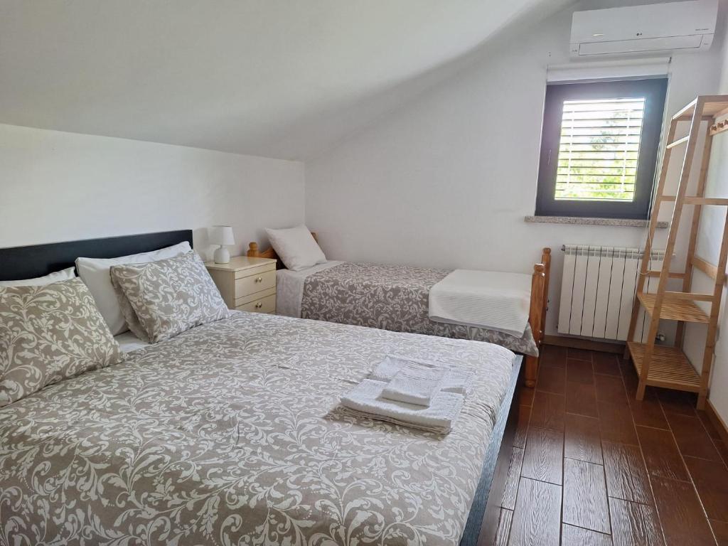 Cantinho do Mel - Tweepersoonskamer Met Eigen Badkamer