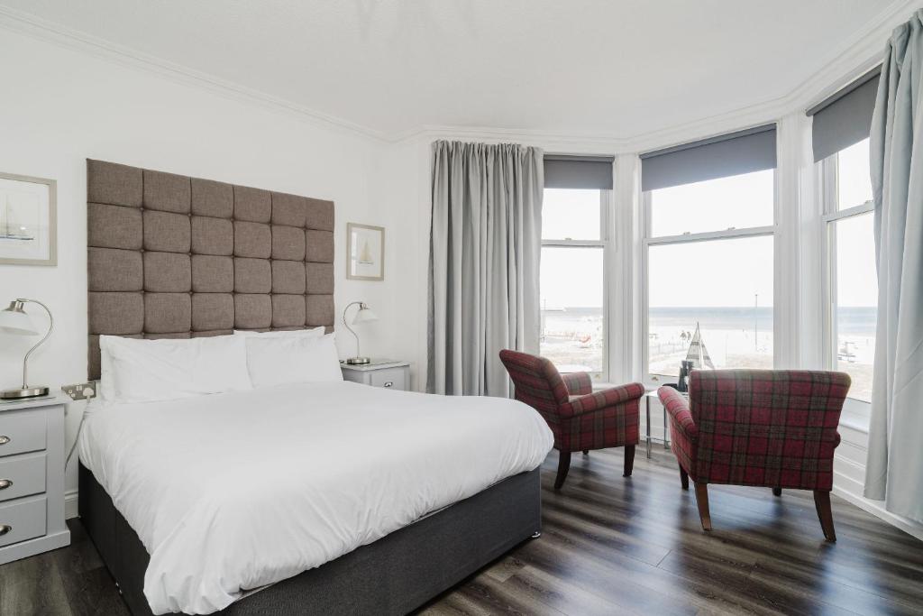 Кровать или кровати в номере The Roxburgh Guest Accommodation