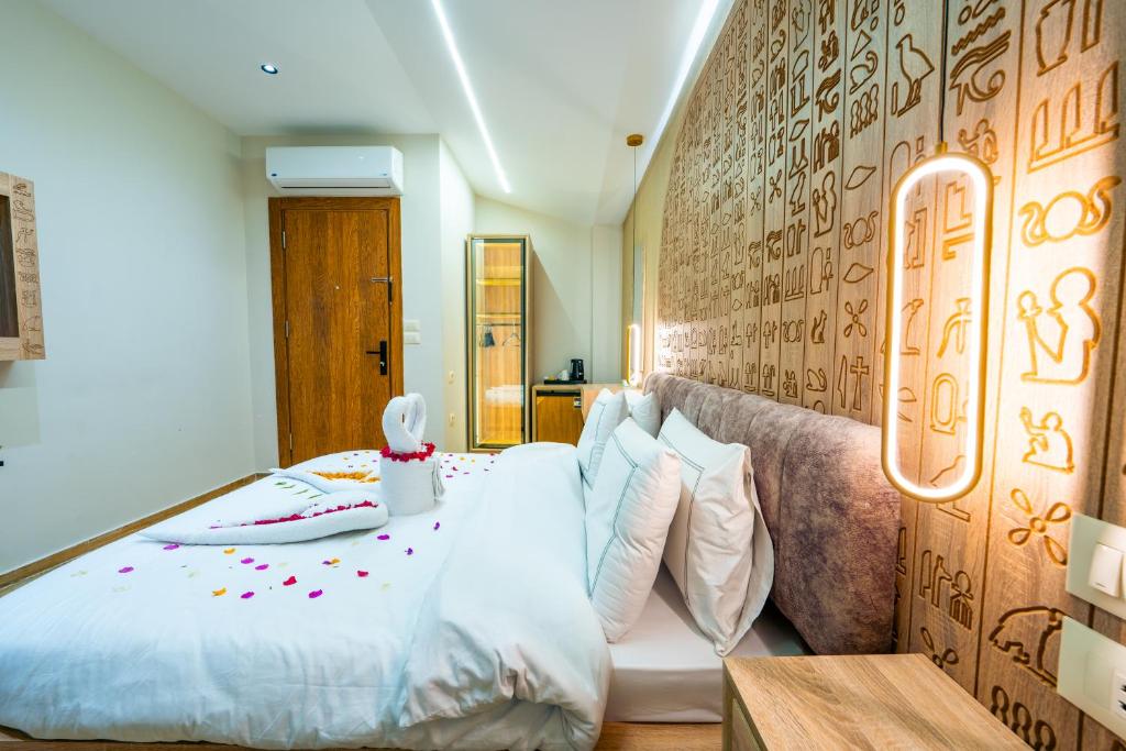 Royal Great Pyramid INN - 6