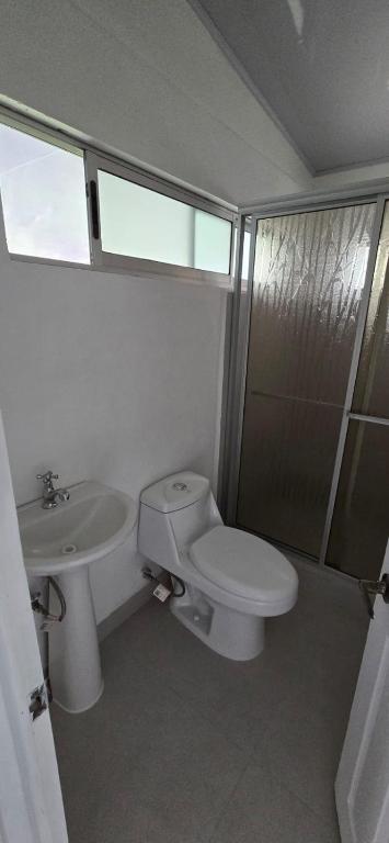 Koupelna v ubytování Hotel Marielos