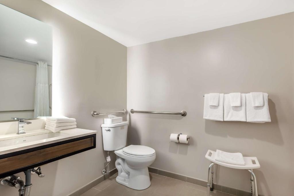 Best Western Plus Laurel photo