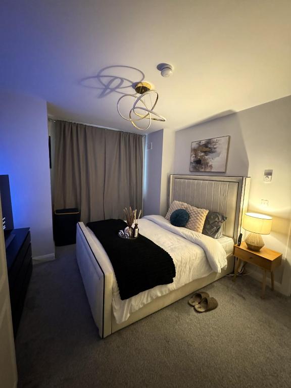 Postel nebo postele na pokoji v ubytování Modern Double & Single Room with Cozy Vibes Athy