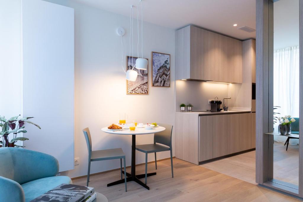 Kuchyň nebo kuchyňský kout v ubytování The Central City - Luxury Serviced Residence