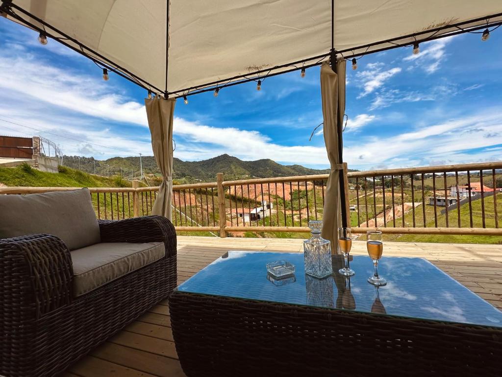 Nespecifikovaný výhled na hory nebo výhled na hory při pohledu z bed and breakfast