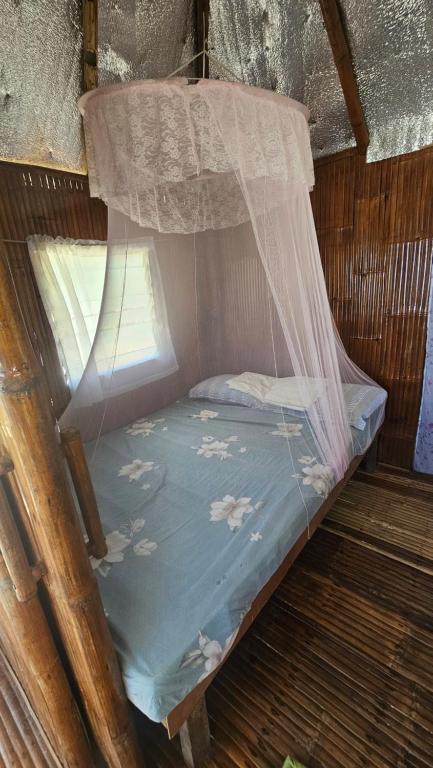 Postel nebo postele na pokoji v ubytování Floresitas Beach Resort