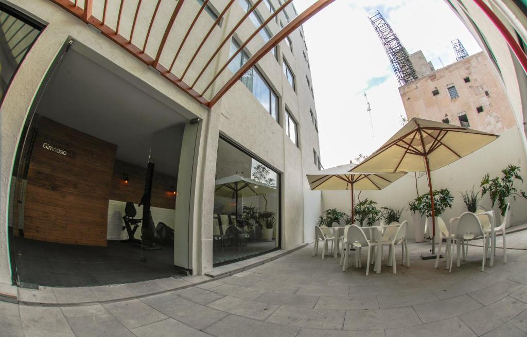 Budova, kde se hotel nachází