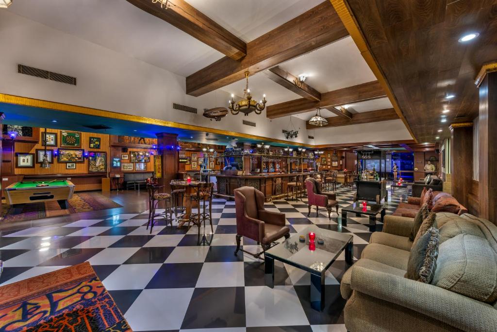 Posezení v ubytování Mayfair Lagoon