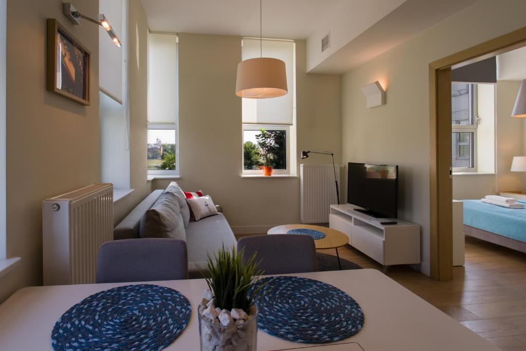 
 Superior One-Bedroom Apartment with River View
