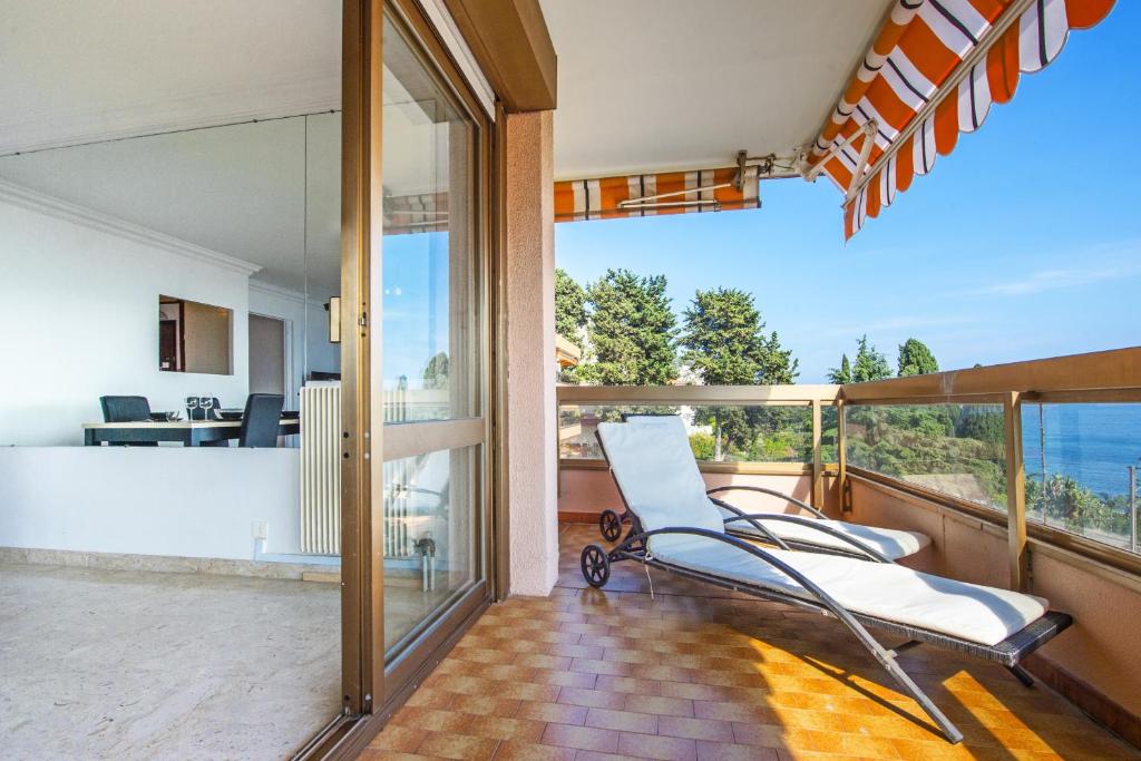 Balkon lub taras w obiekcie "La Cuse" Vue Mer Imprenable, Calme, Parking