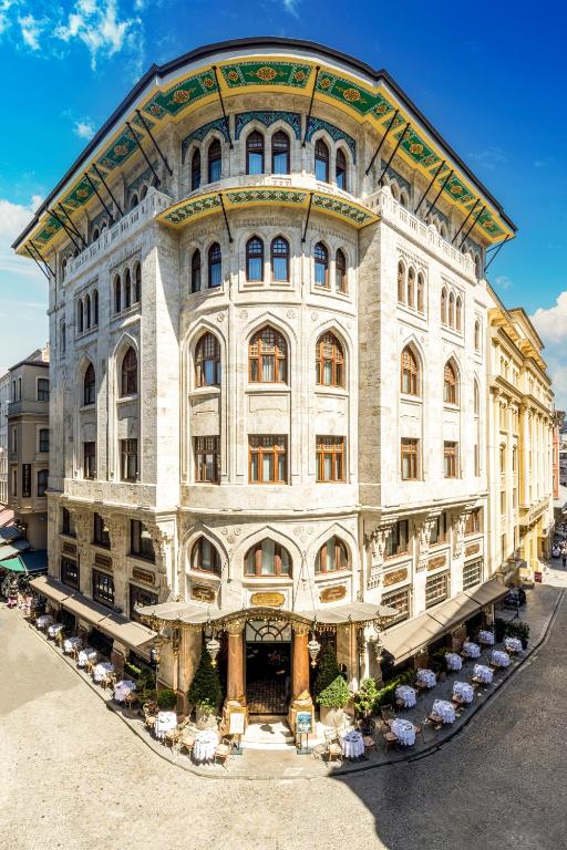 O edifício em que o hotel se localiza