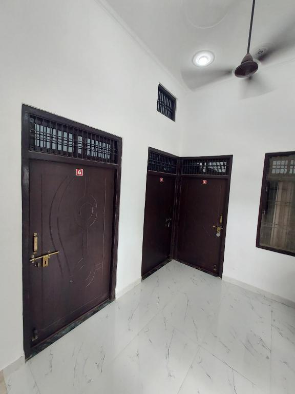 Foto sihtkohas Ayodhya asuva majutusasutuse Shivay Guest House Near Ram Mandir galeriist