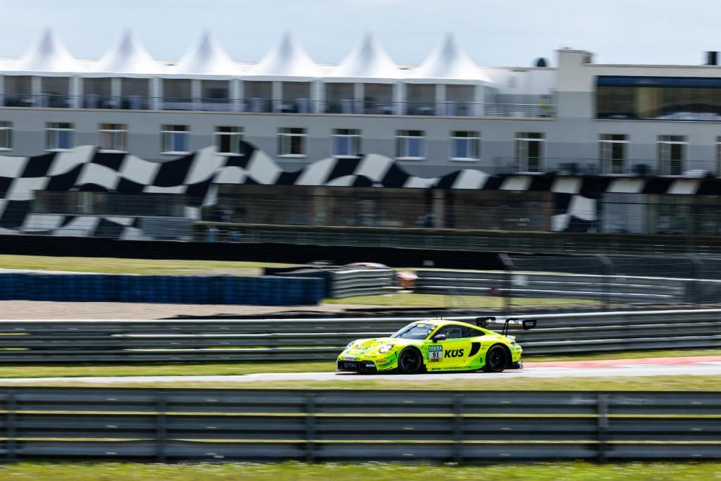 Fotografie z fotogalerie ubytování Hotel Motorsport Arena v destinaci Oschersleben