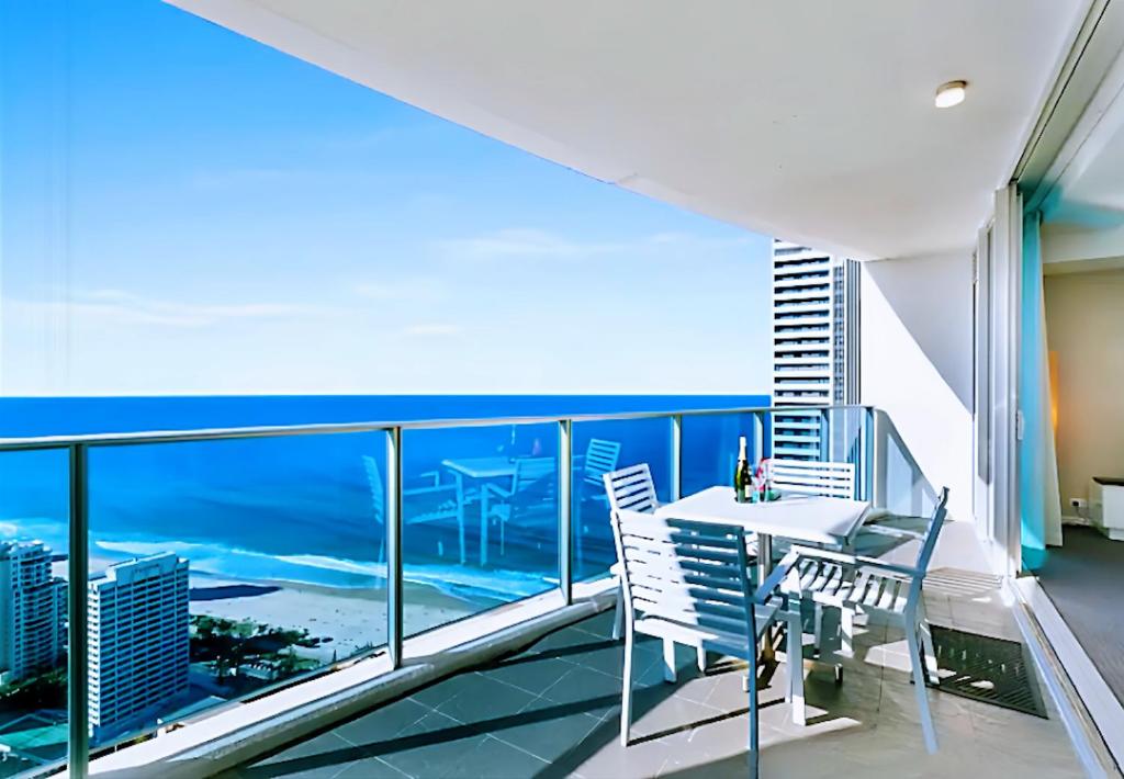 H Luxury Residence Apartments - Holiday Paradise - Luxury Two-Bedroom Apartment With Ocean Views