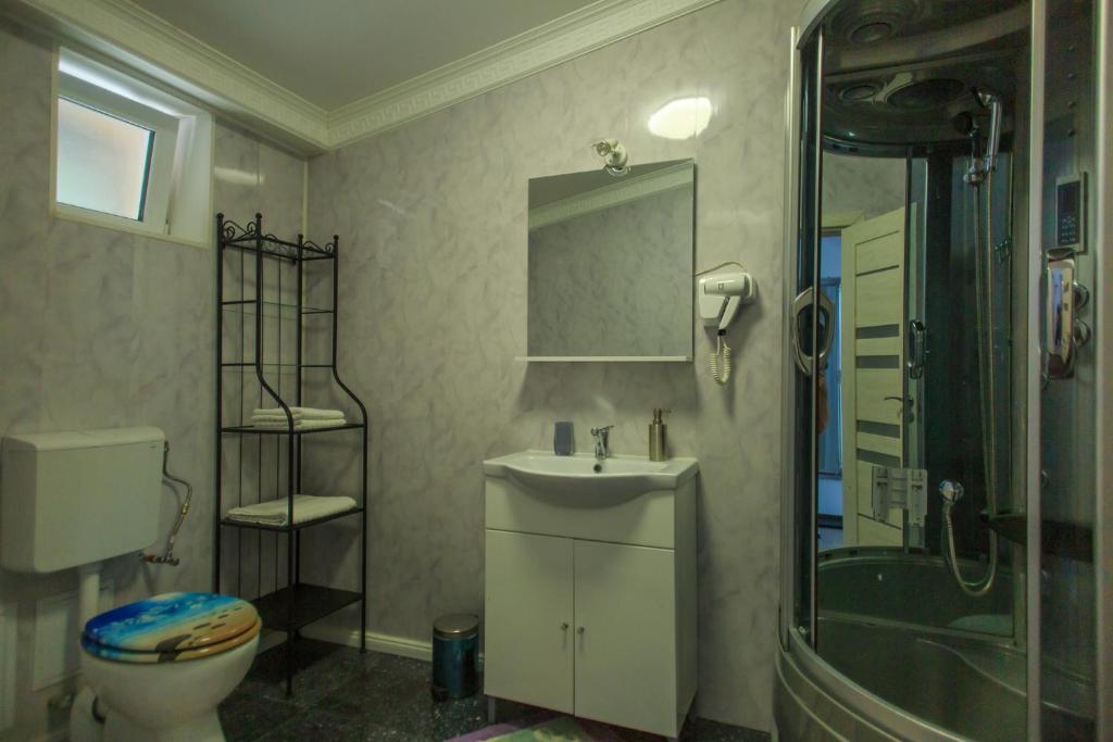 NoblessResidence - Deluxe Double Room With Balcony